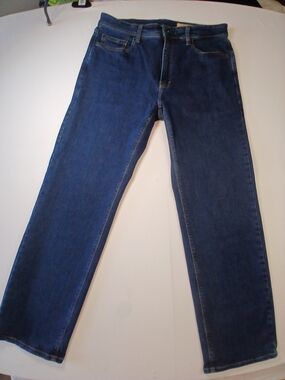 Orvis Men's Straight-Leg Jeans in Dark Blue Denim